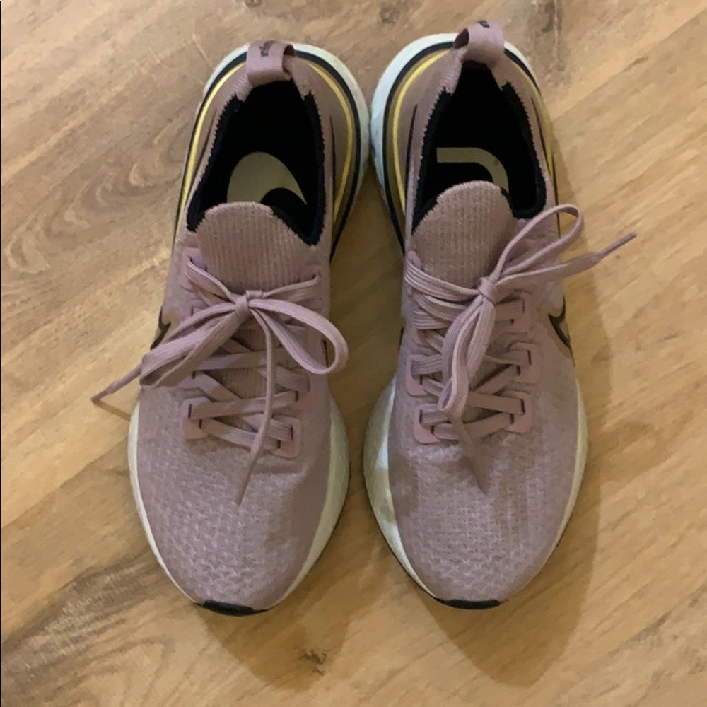 Nike flyknit infinity react